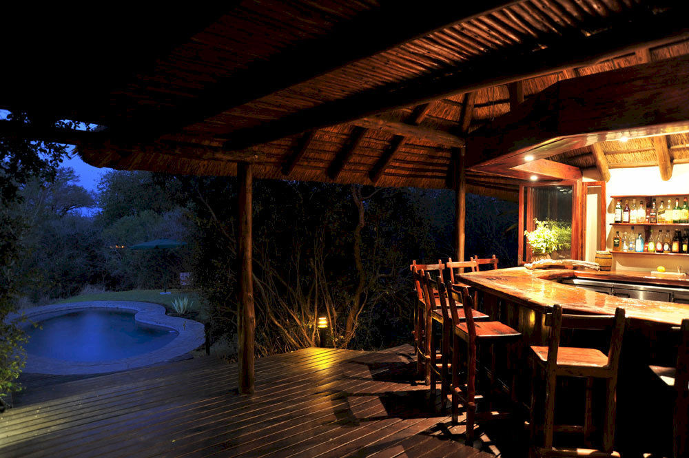 Waterbuck Game Lodge Reserva de Caça Thornybush Exterior foto
